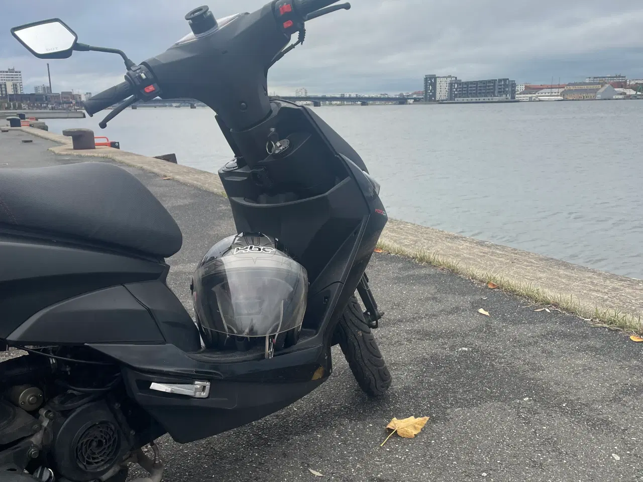 Billede 3 - Næsten ny scooter