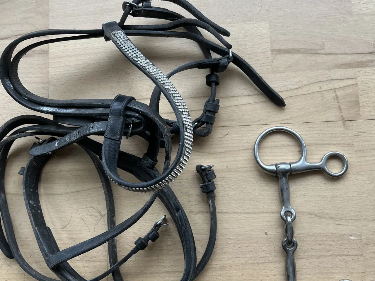 Billede 2 - Hestepakke hovedtøj, bid, underlag mm