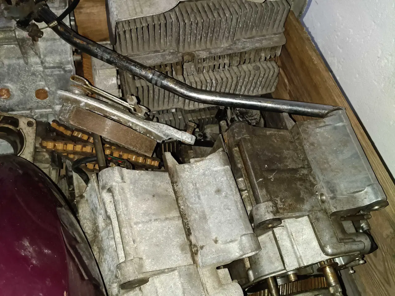 Billede 7 - Diverse reservedele til suzuki gt 380, gt 550, 750