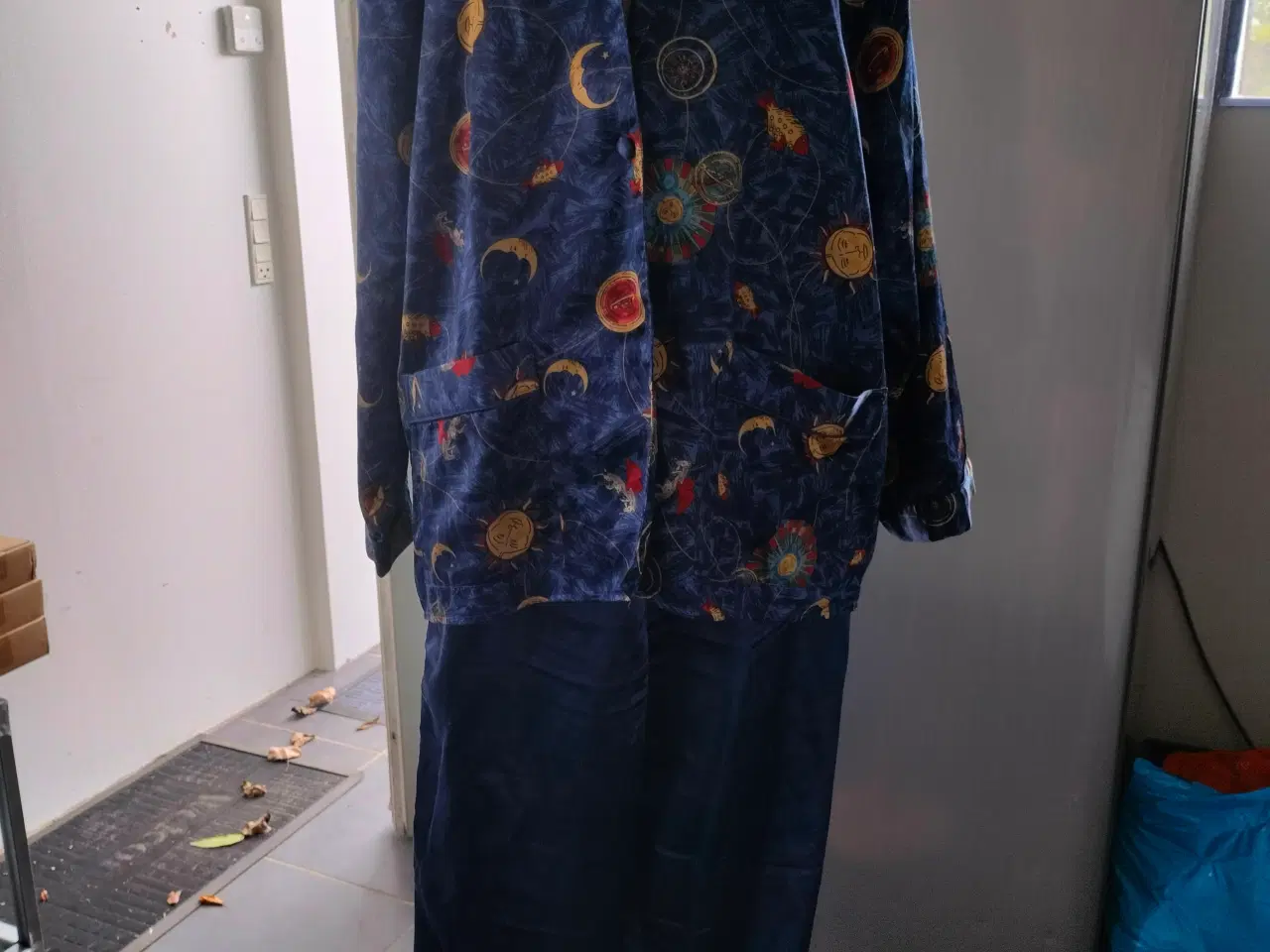 Billede 15 - Blandet tøj i str 42 fra 10 kr pr del