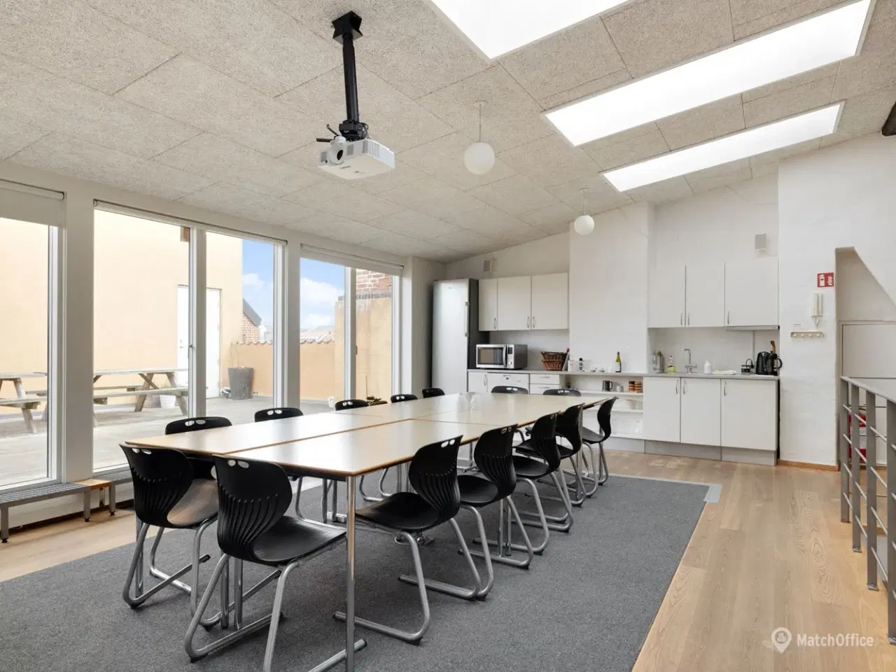 Billede 10 - Stemningsfuldt kontorlejemål i Elvirasminde