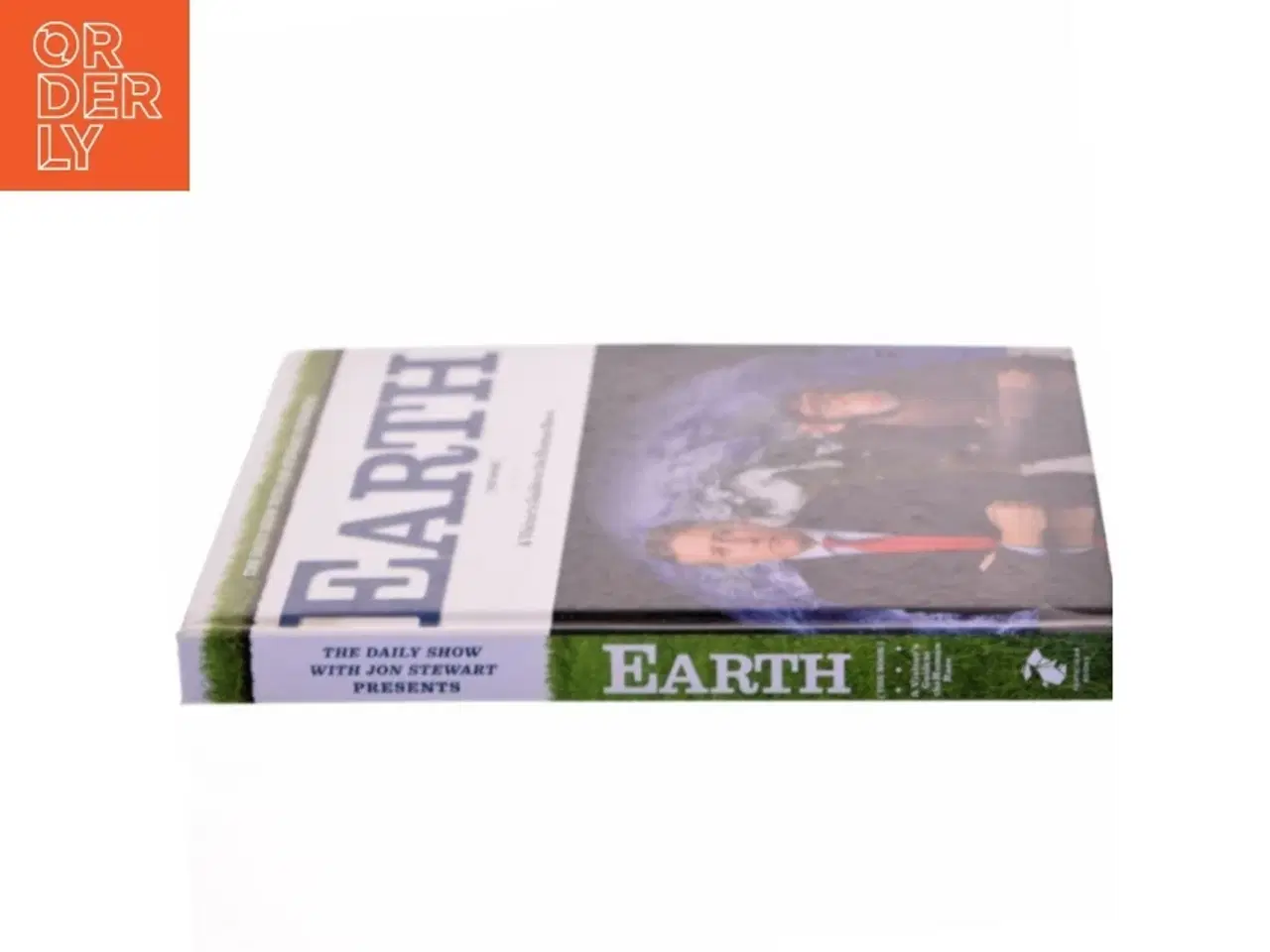 Billede 2 - Earth (the book) : a visitor's guide to the human race af Jon Stewart (f. 1962) (Bog)