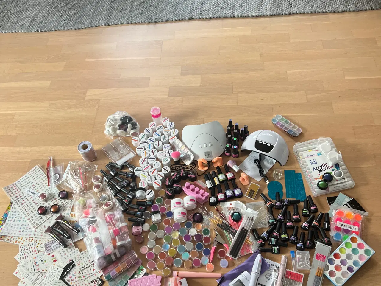 Billede 2 - Nyt og ubrugt negle kunst materiale