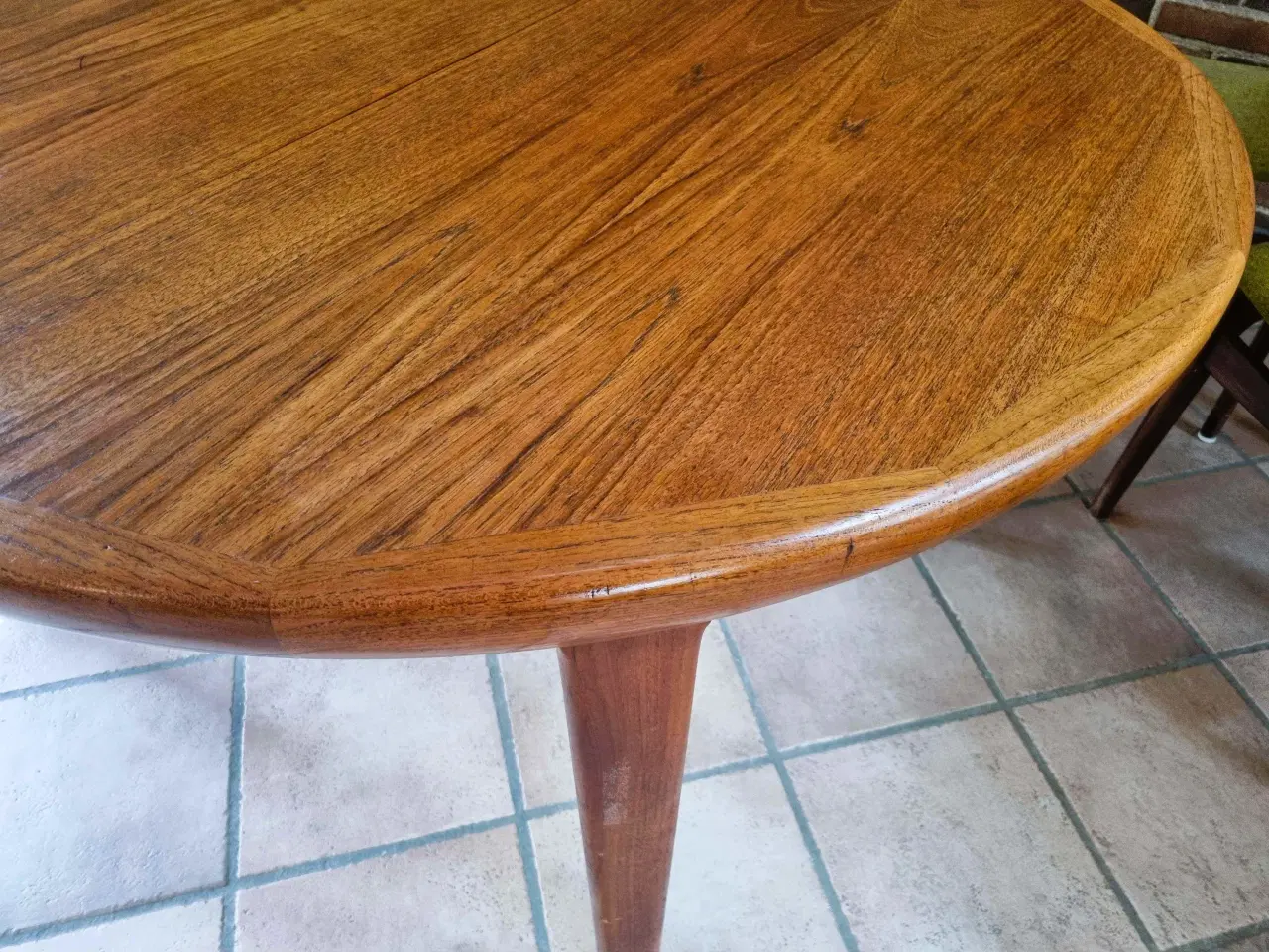Billede 4 - Spisestuebord + stole TEAK