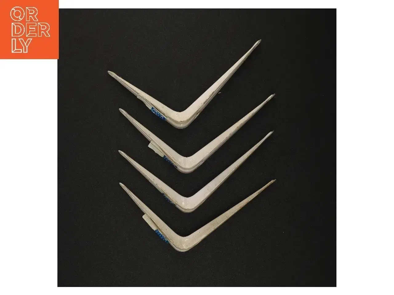 Billede 1 - Hyldeknægte fra Bilka (str. 13 x 10 cm)