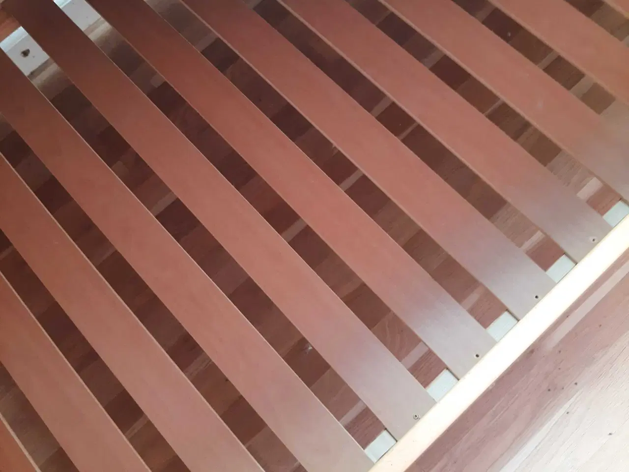 Billede 3 - Seng i bøg 