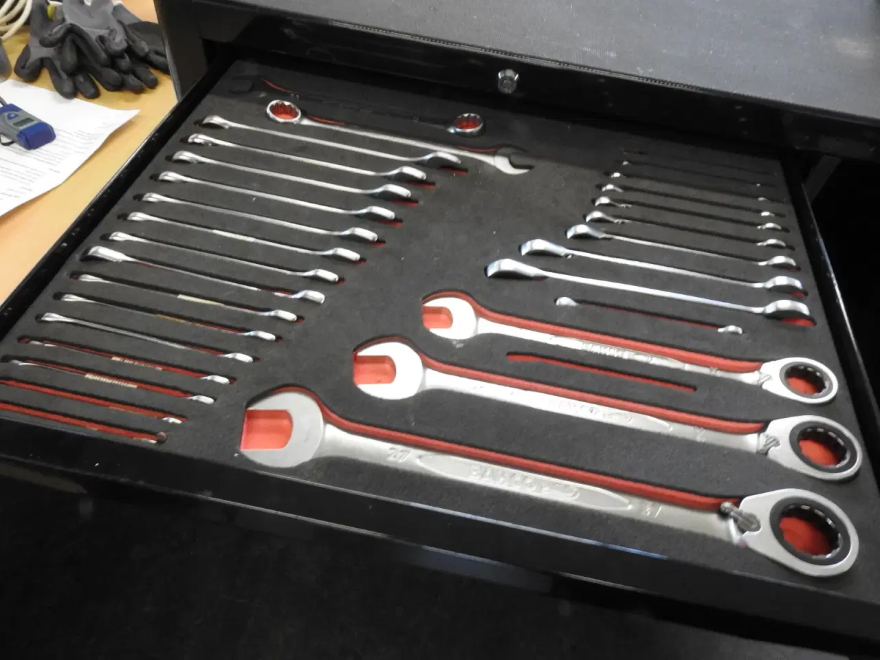 Billede 2 - Værktøjsvogn med komplet indhold, Bacho