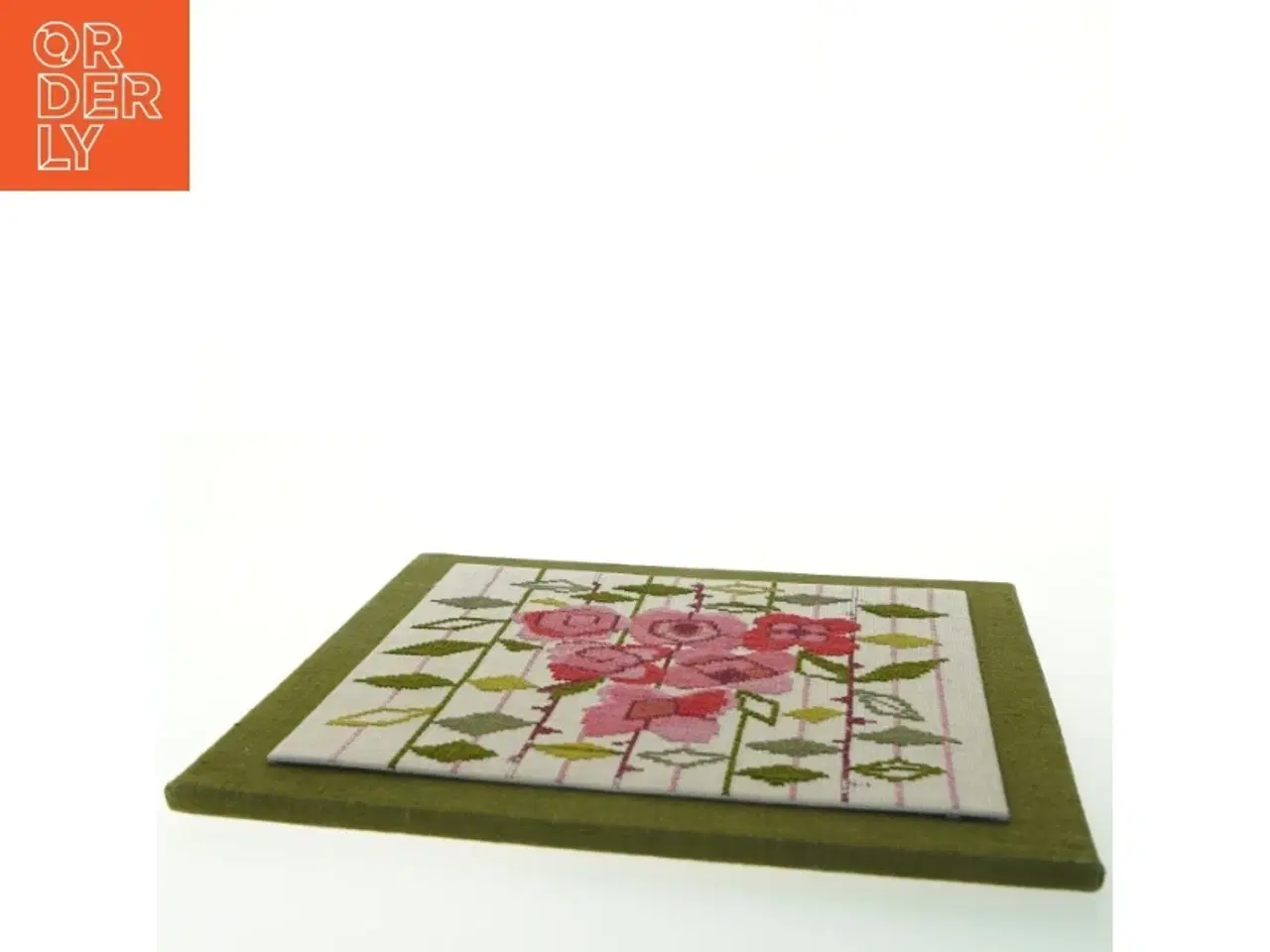 Billede 2 - Broderet vægkunst (str. 36,5x36 cm)