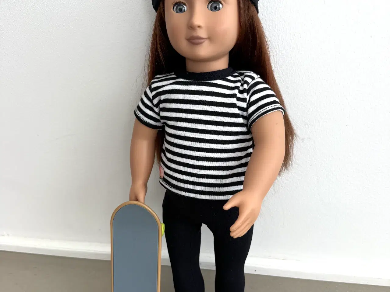 Billede 1 - Our Generation Dukke, Skater dukke.