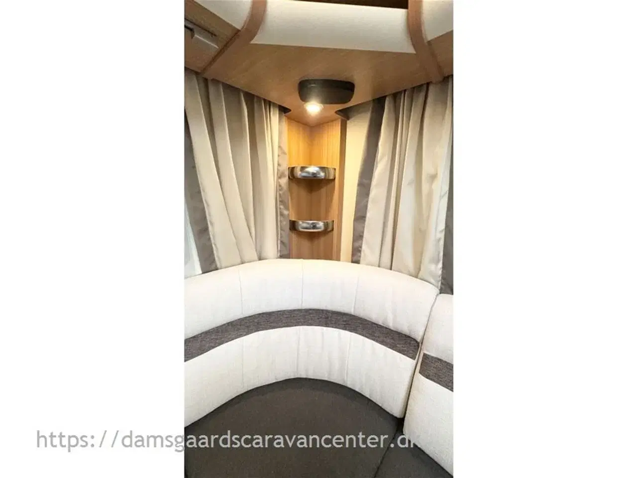 Billede 8 - 2018 - Knaus Südwind Silver Selection 590 FUS   Franskseng-Gulvtemp.-Mover-Aircon-Telt