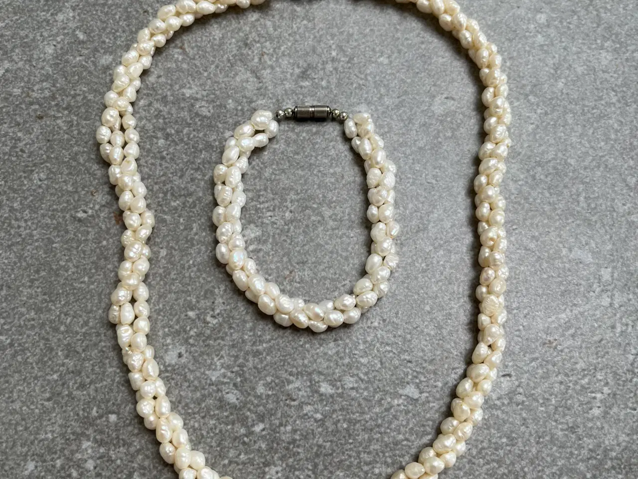 Billede 1 - Smykkesæt med perler