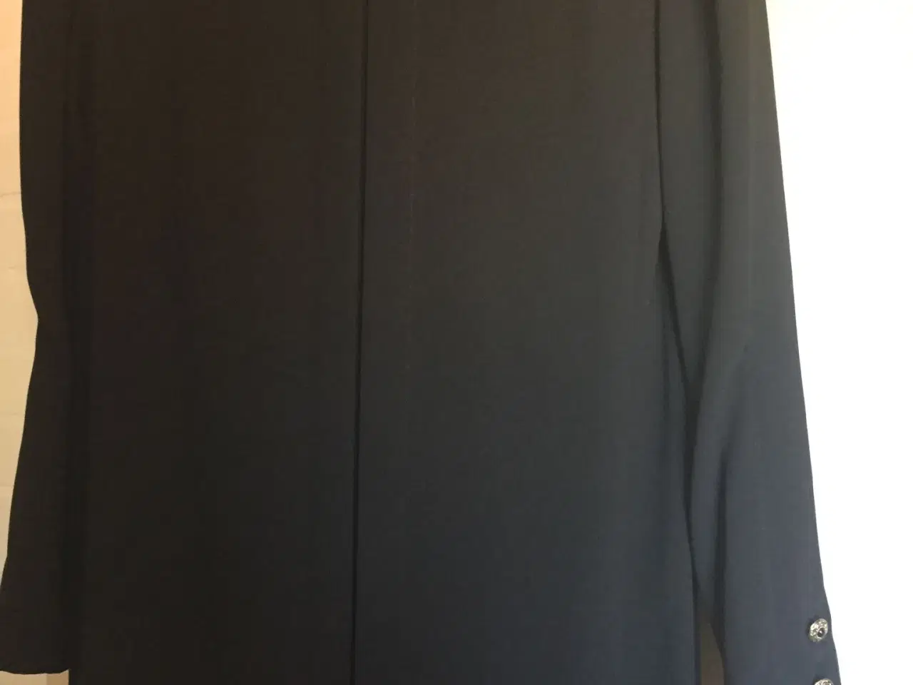 Billede 3 - Flot sort kjole