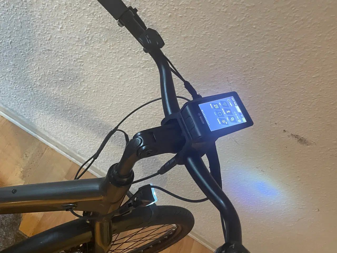 Billede 10 - Elcykel Trek District+ 1C - Grey L (500Wh) 