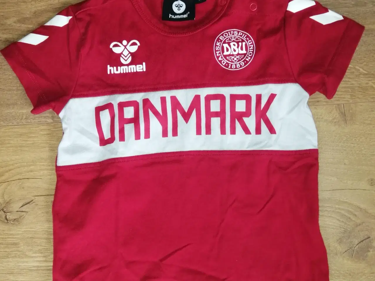 Billede 2 - DANMARK BABY HUMMEL TRØJE STR. 86, SOM NY
