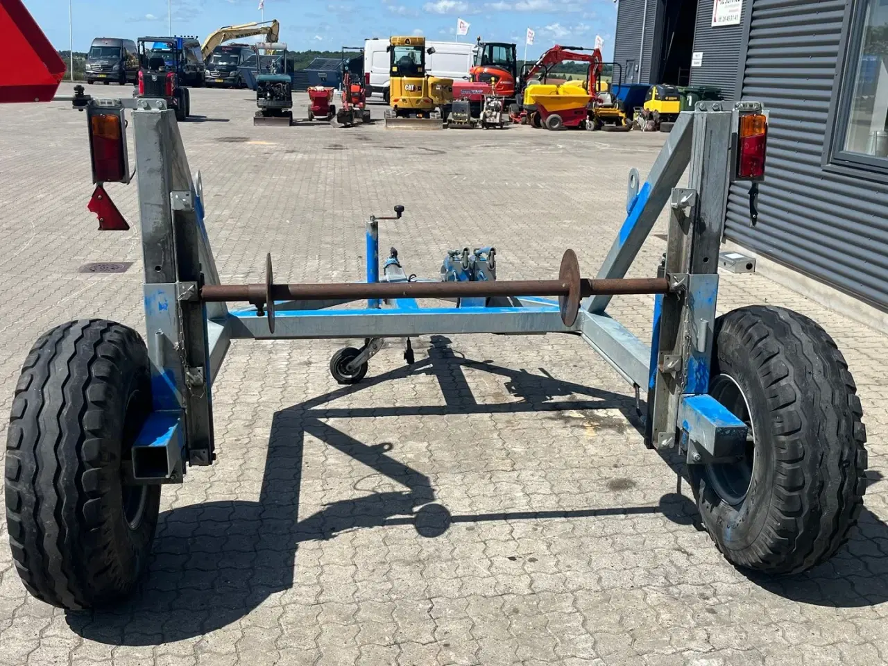 Billede 8 - - - - Kabel trailer med hydraulisk løft.