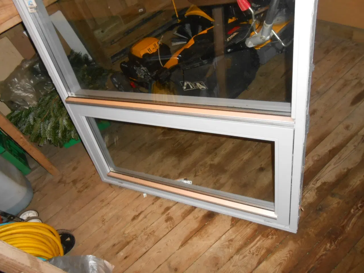 Billede 2 - Pænt vindue 118,5 x118,5