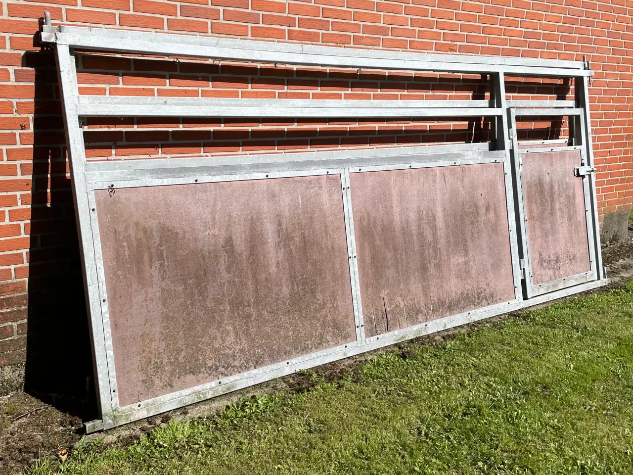 Billede 2 - Forværk til hesteboks 1 stk.