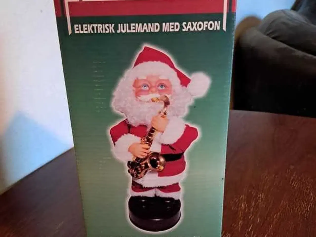 Billede 3 - Elektrisk julemand med saxofon – spiller og danser