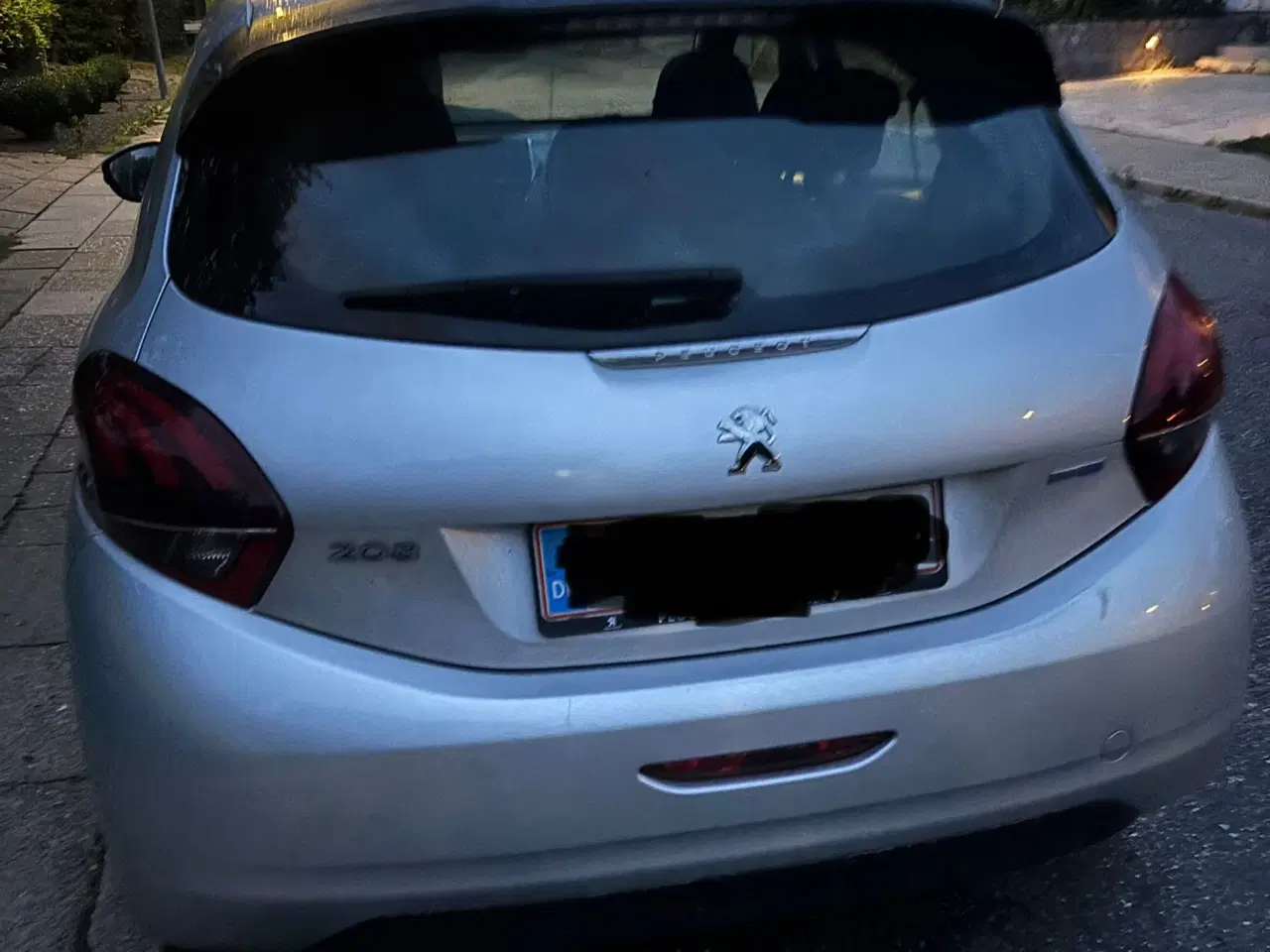 Billede 3 - PEUGEOT 208 1.6 BlueHDI 100 hk 5D
