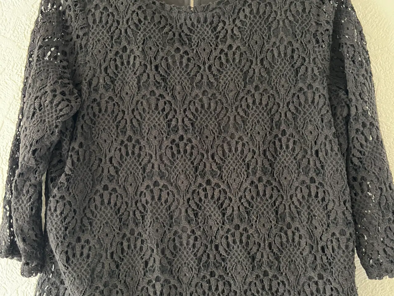 Billede 1 - Sort Blondebluse fra Esprit i str. XL