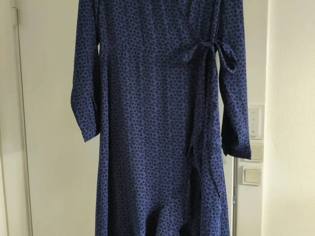 Billede 3 - Pieces festkjole, NY