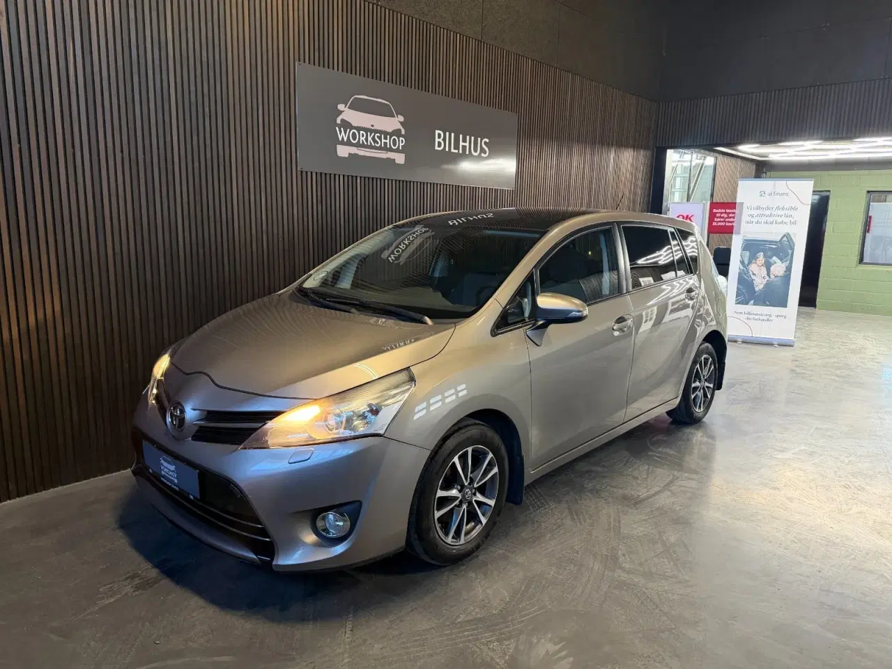 Billede 1 - Toyota Verso 1,6 D-4D T2 Skyview 7prs