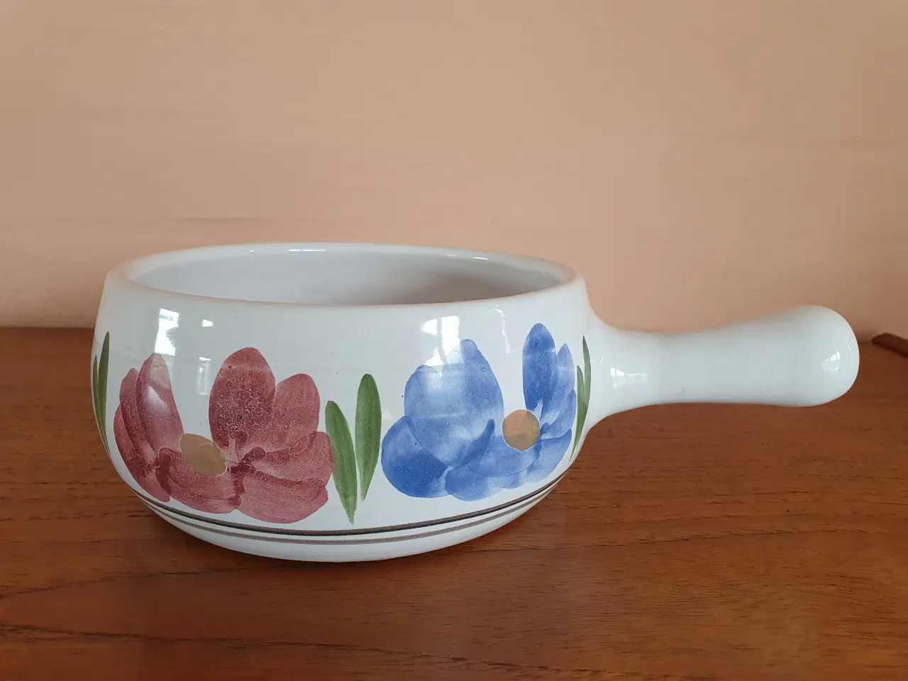 Billede 1 - Serveringsskål med håndtag