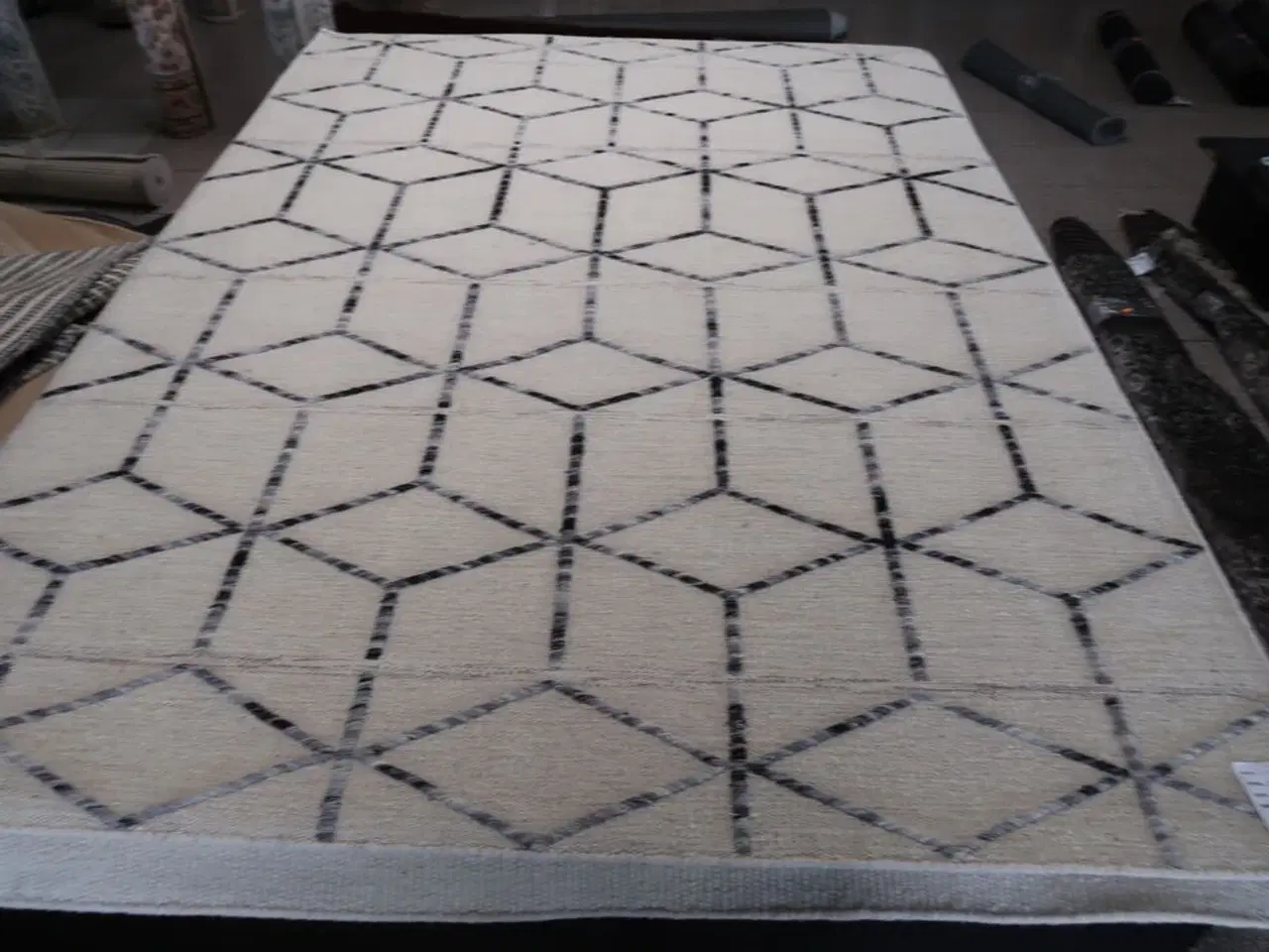 Billede 1 - Gulvtæppe NANOK Uld