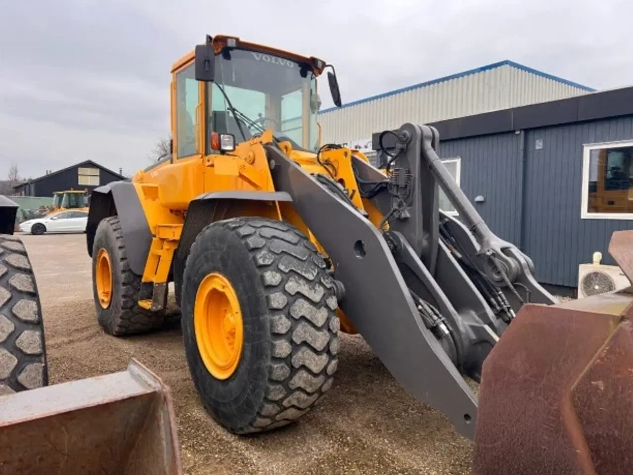 Billede 2 - Volvo L120E - Yderst velholdt / Vægt, lang bom og CDC styring