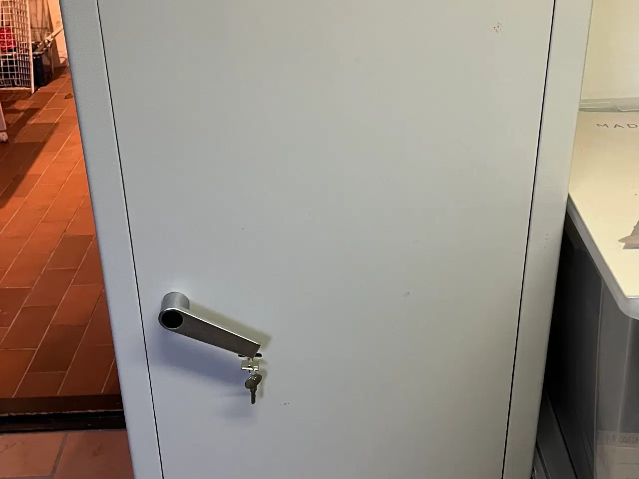 Billede 1 - VÅBENSKAB OPTIL 10 VÅBEN