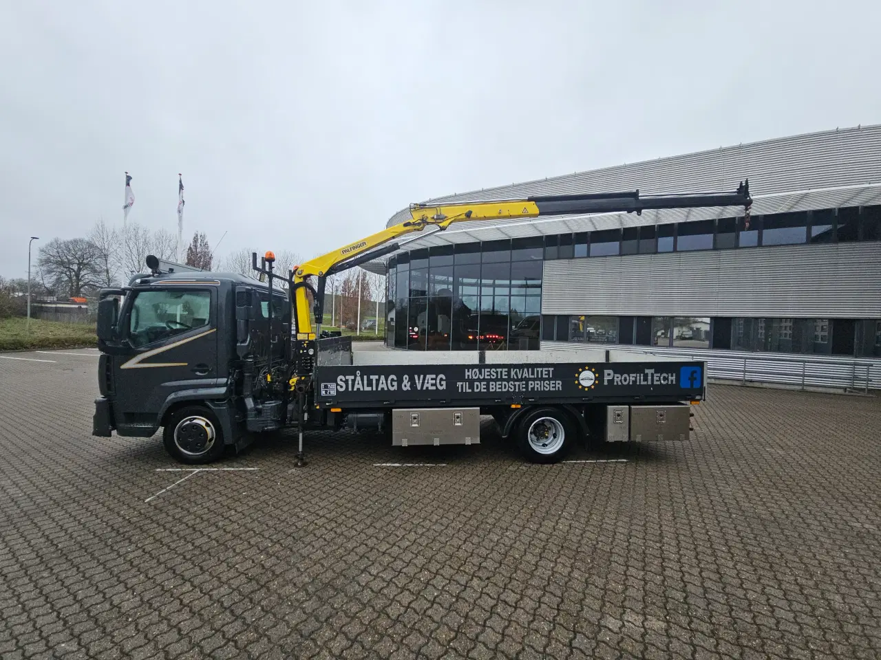 Billede 2 - Renault D-Serie, Kran