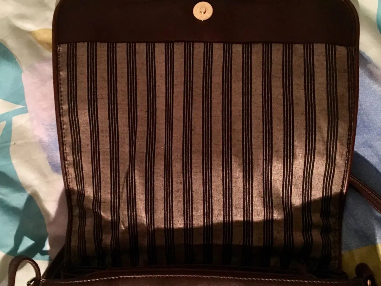 Billede 14 - Brun FABIENNE taske i ægte læder