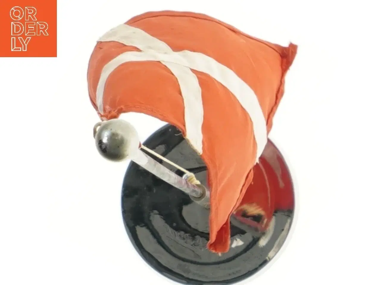 Billede 2 - Bordflag med Dannebrog (str. 43,5 cm)