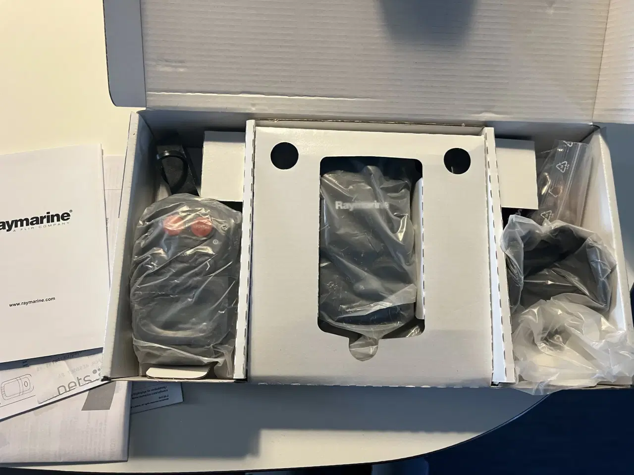 Billede 3 - Raymarine s100 system Trådløs  Autopilot kontrolen