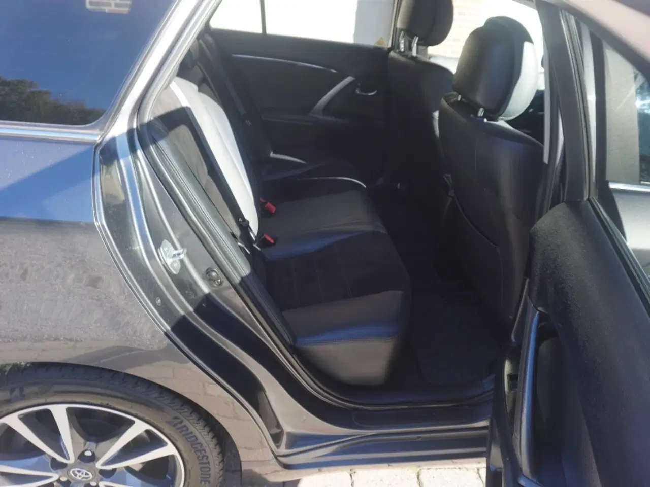 Billede 5 - Toyota Avensis 1,8 VVT-i T2 Premium stc.