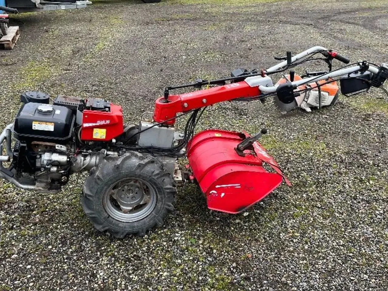 Billede 1 - NB MAK 16 Redskabsbærer med fræser modul monteret