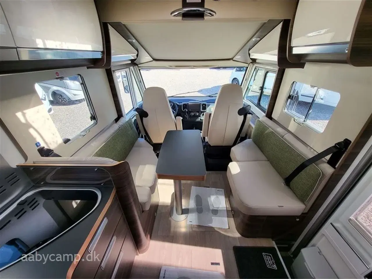 Billede 9 - 0 - Laika Ecovip 4109 DS   Automatgear. 160HK.Face to face siddegruppe. lædersæder.