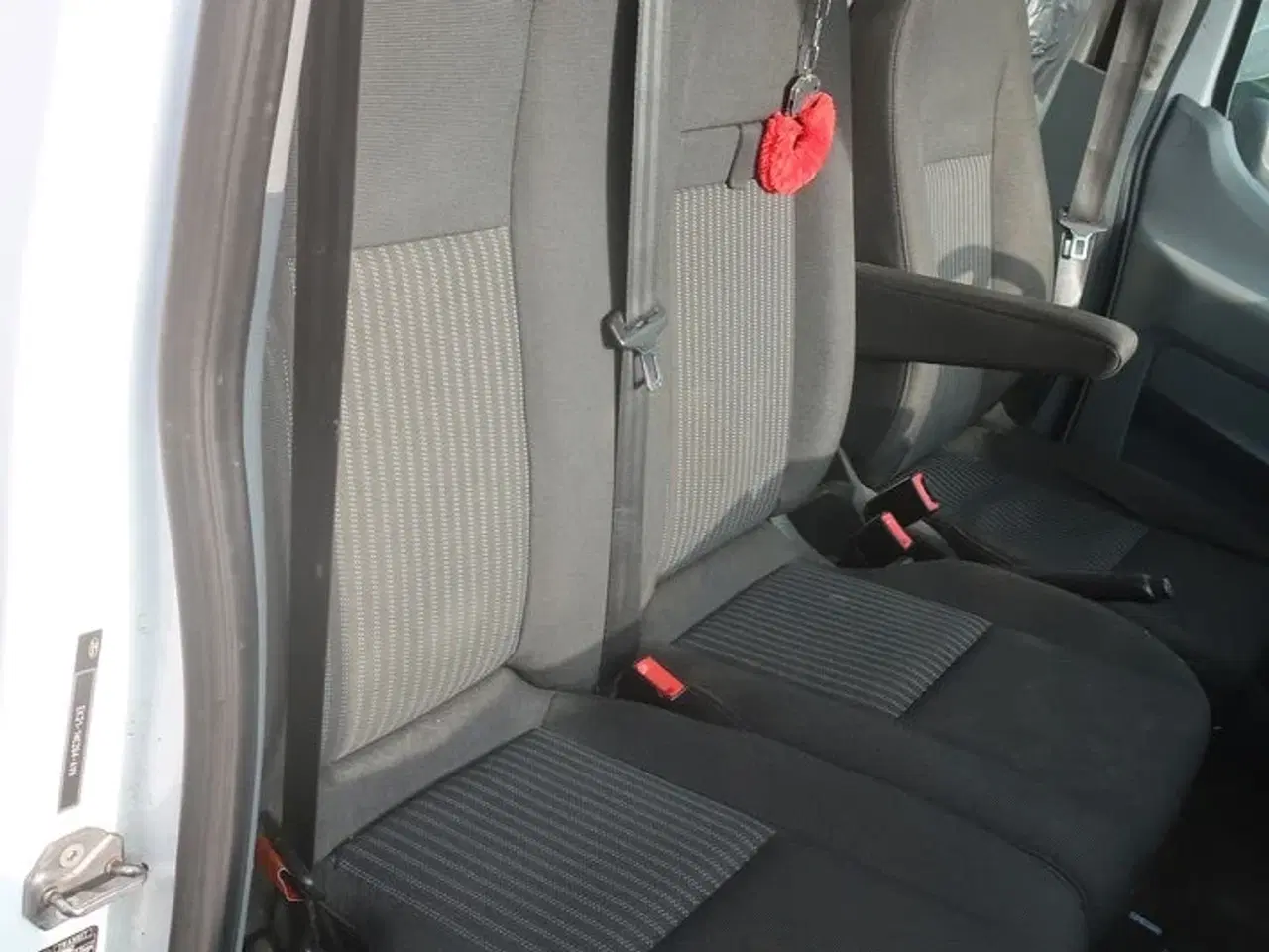 Billede 26 - Varebil FORD TRANSIT 2.2 TDCI (155HK) CHASSIS FWD MAN