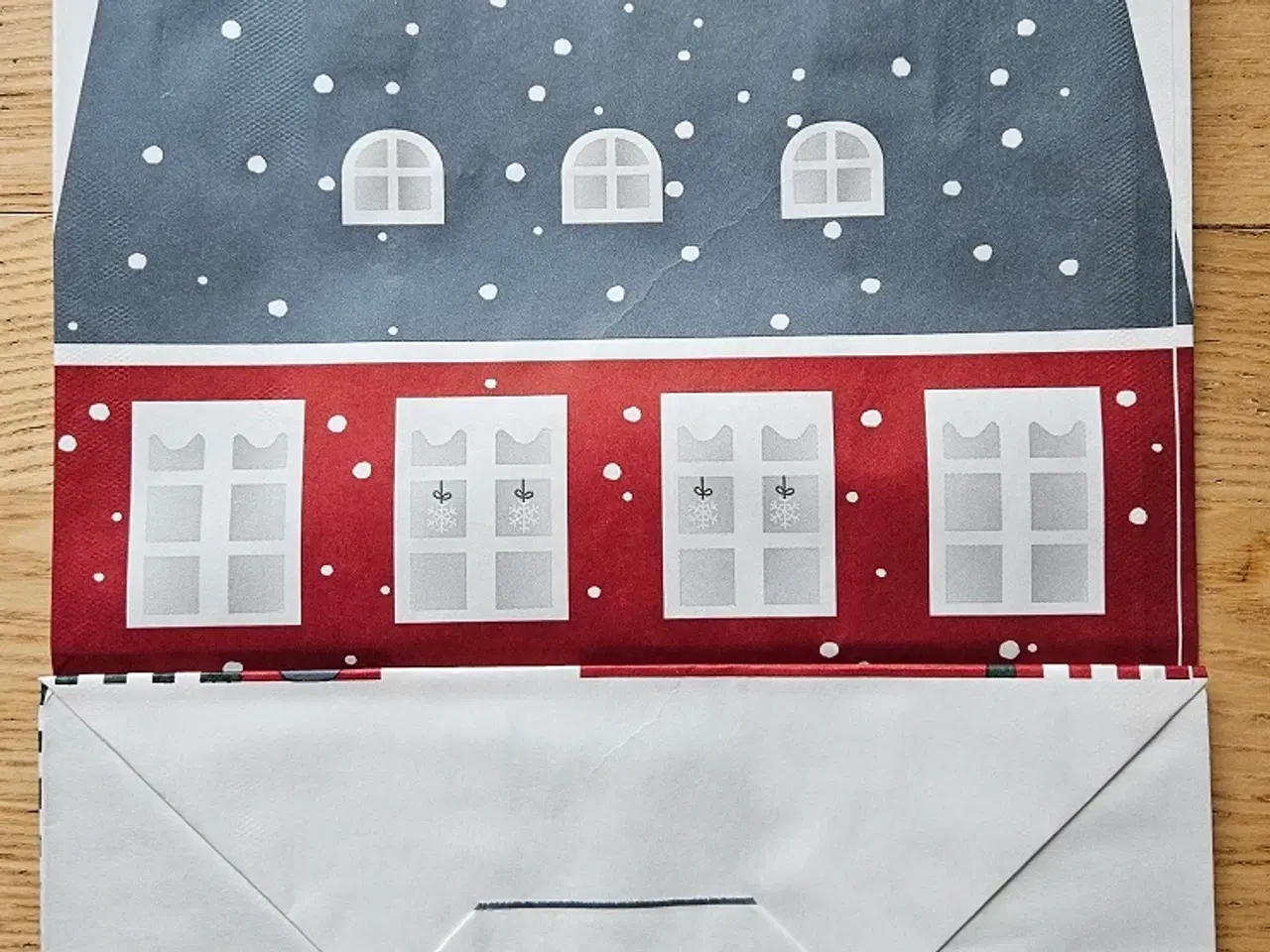 Billede 4 - Papir og plastposer med julemotiv