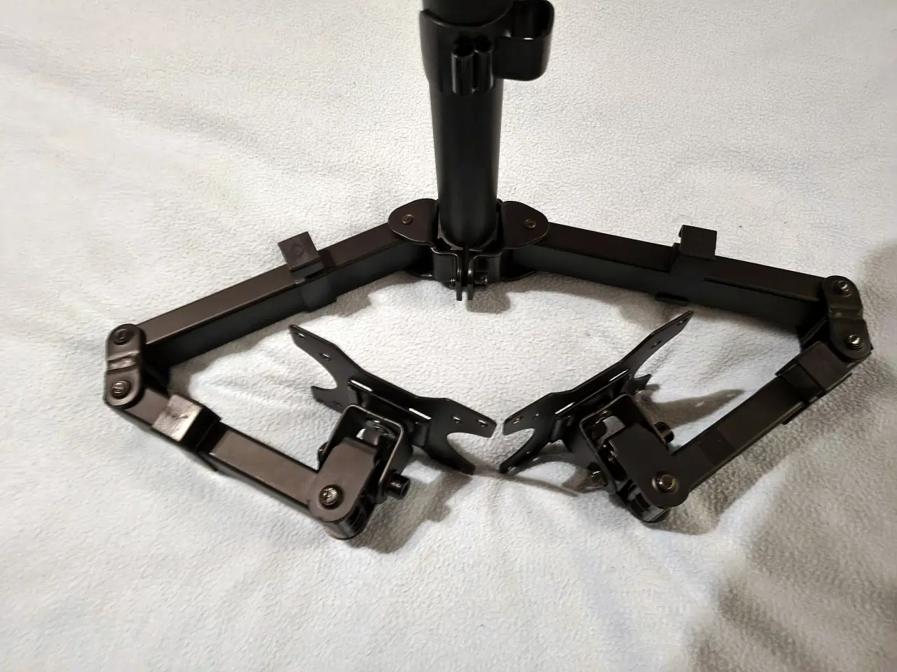 Billede 6 - Skærmholder til 2 skærme