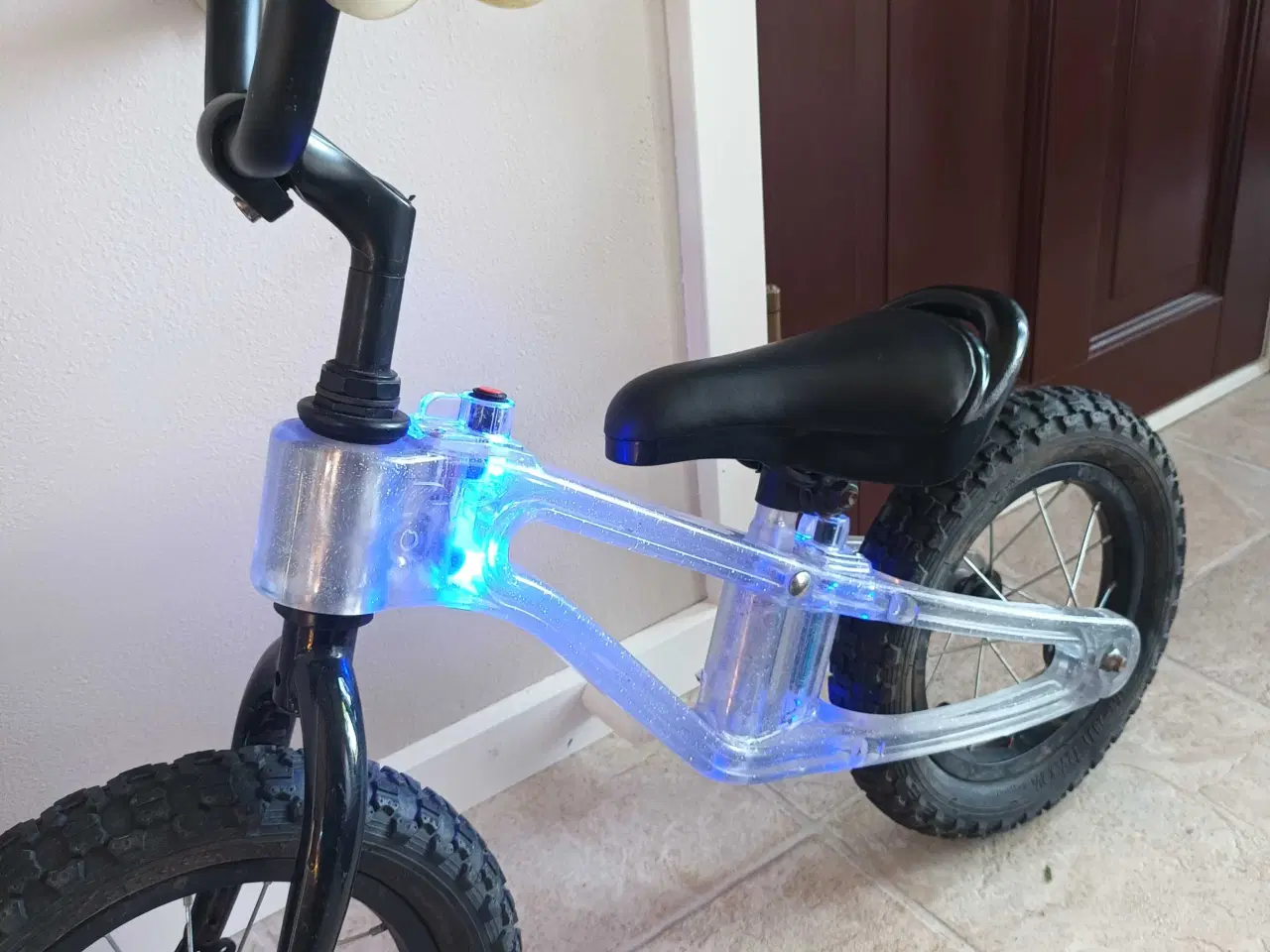 Billede 2 - Løbecykel