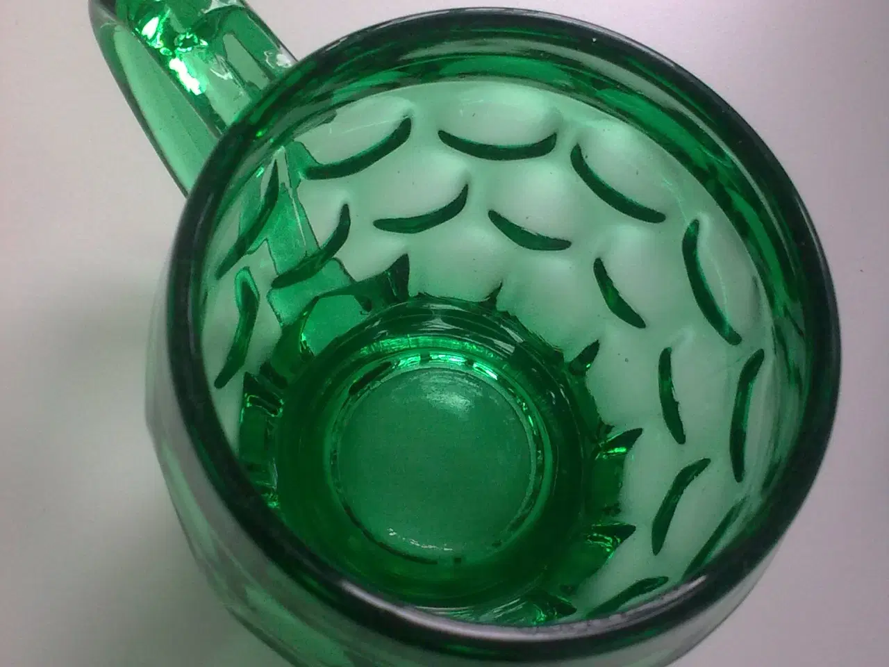 Billede 1 - VINTAGE Dansk glasværk GRØN land krus 