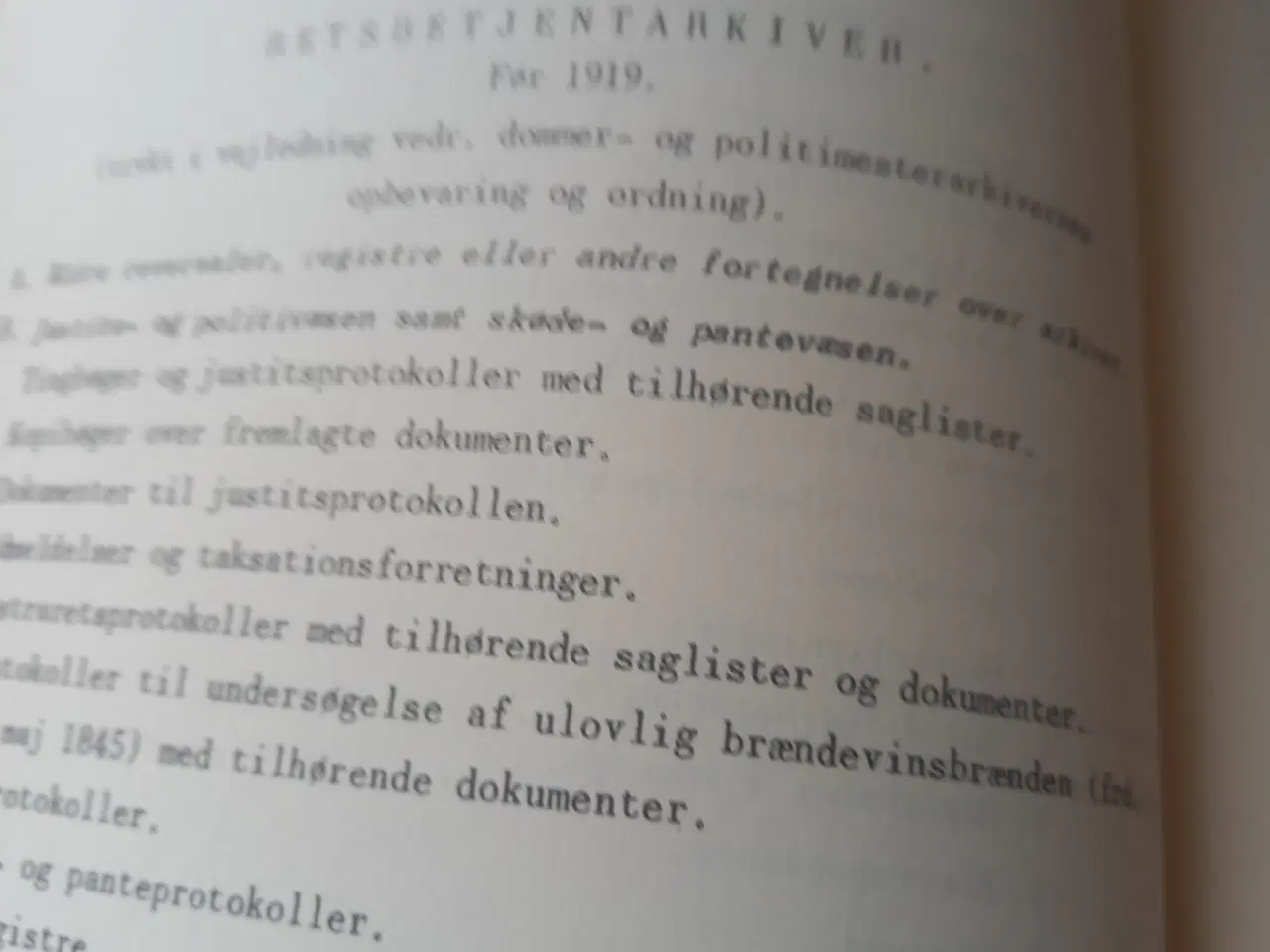 Billede 1 - Håndbog for Landsarkivet i Viborg – 1956  
