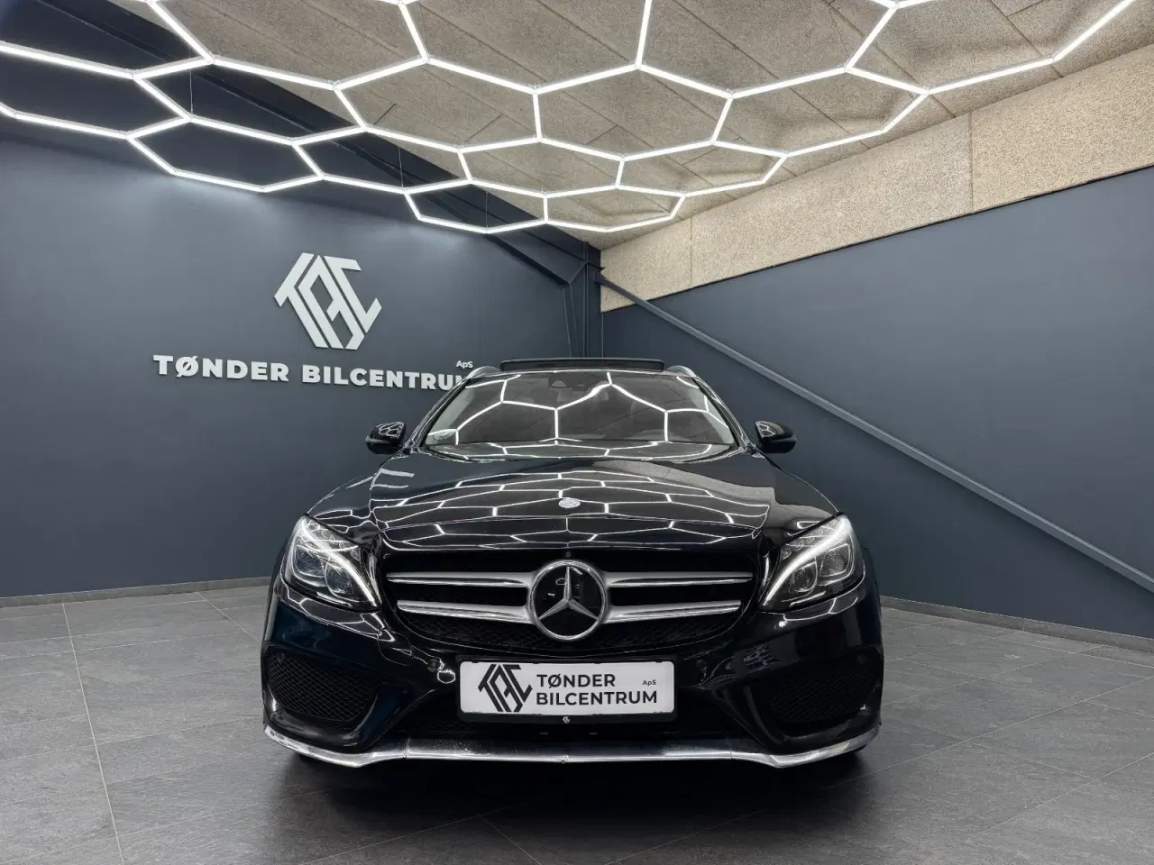 Billede 5 - Mercedes C220 d 2,2 AMG Line stc. aut.