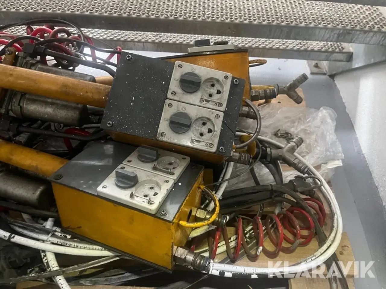 Billede 2 - Strøm og luftindtag 7 styk