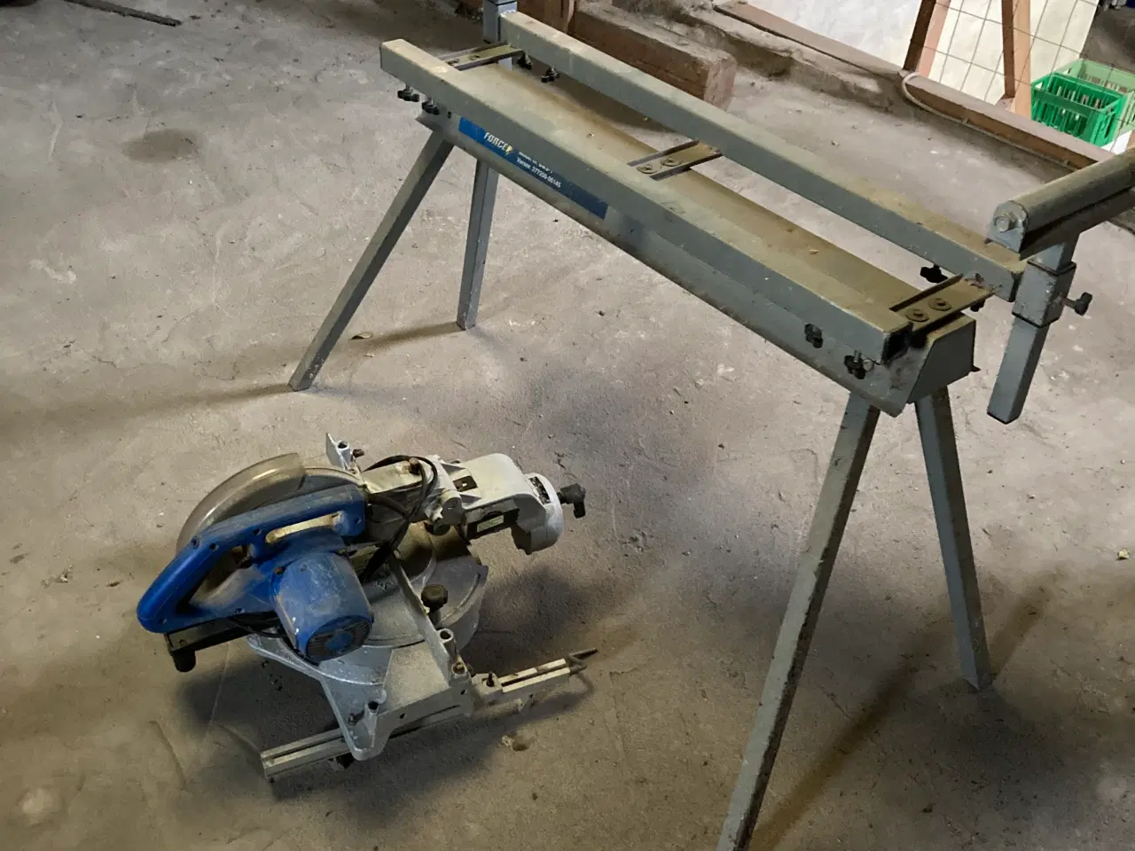 Billede 4 - Teleskop kap geringssav med bord