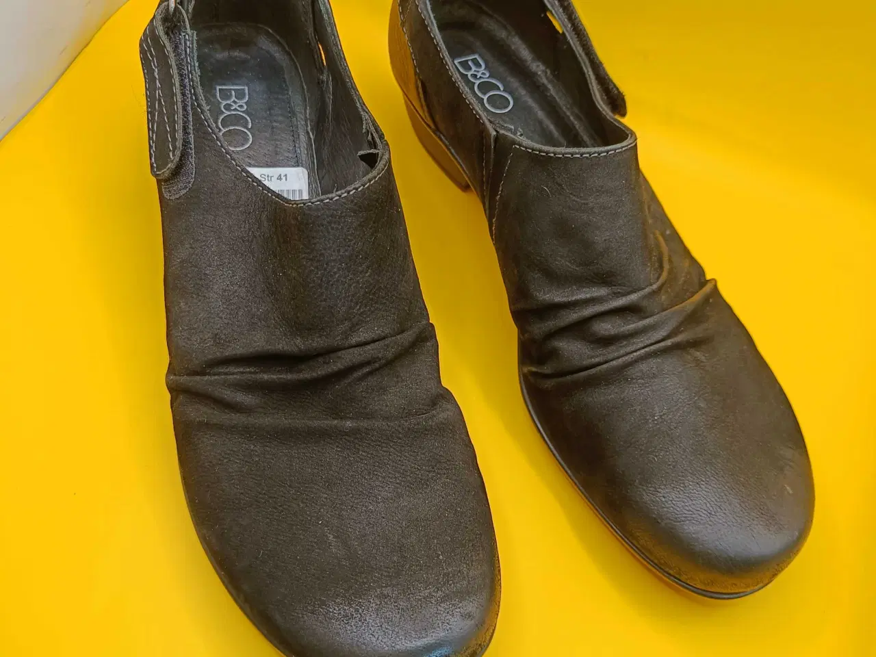Billede 2 - B&Co sort læder sko 41str 