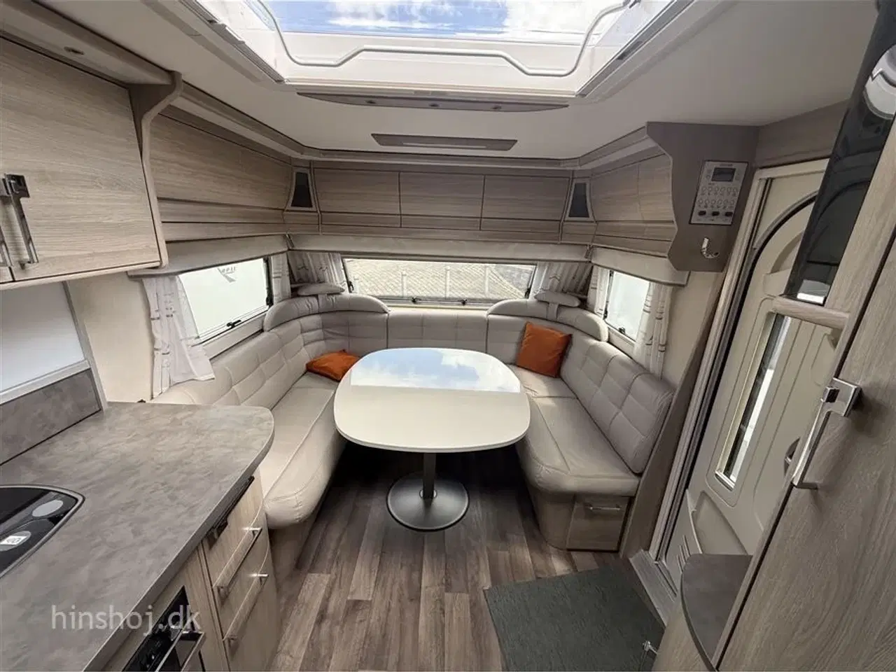 Billede 14 - 2022 - Kabe Ametist 560 XL KS KING SELECTION   Lækker Vintervogn fra Svenske Kabe med  fransk dobbeltseng fra Hinshøj Caravan