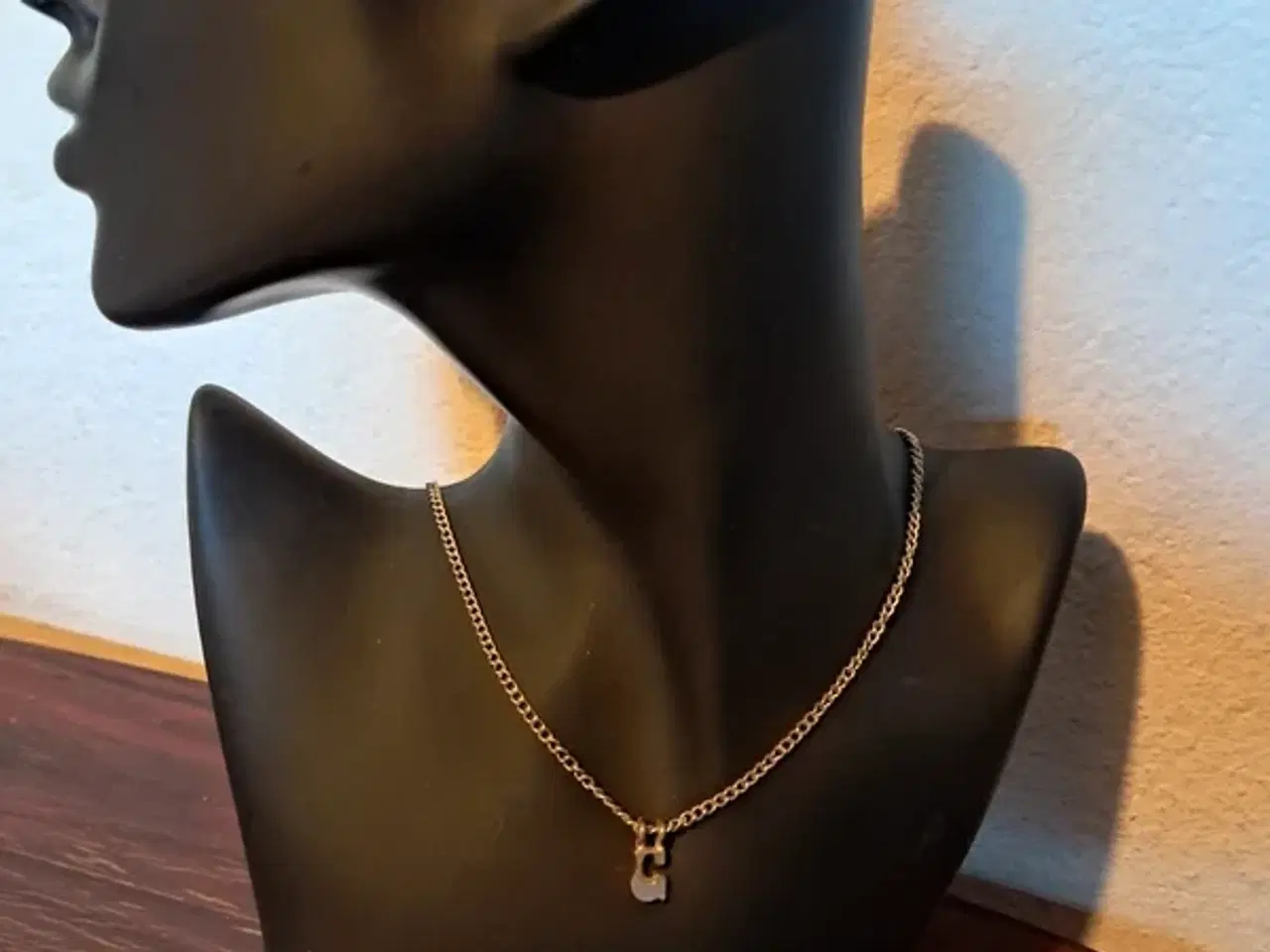 Billede 1 - Halskæde med G vedhæng
