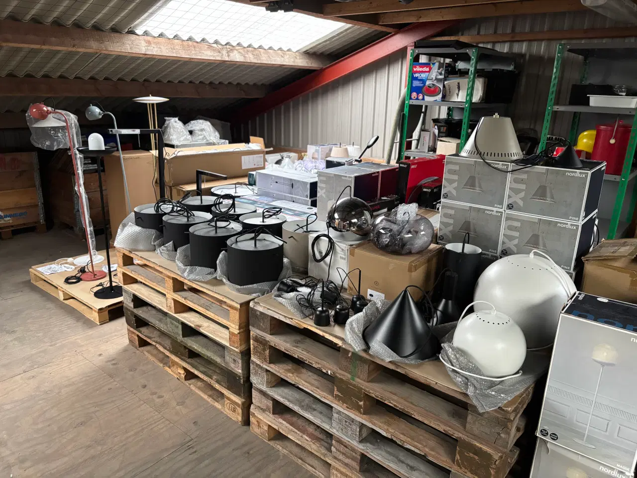 Billede 1 - Stort parti lamper - Evt bytte